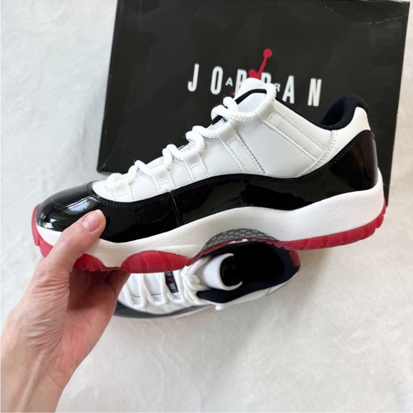 Air Jordan 11 Low Bred Black Red | Men’s 8.5 - Picture 5 of 11